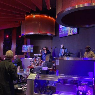 Live band in The  Motor City Casino