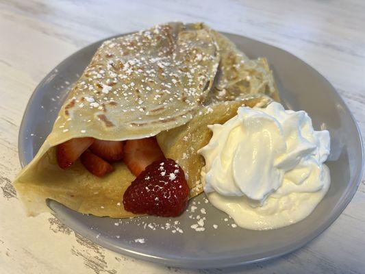 Strawberry crepe