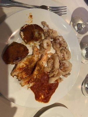 Appetizer, Fried Calamari, Clams & Lobster