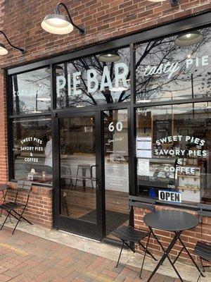 Welcome to Pie Bar! The front is so friendly, and on a nice day, it would be delightful to eat outside.