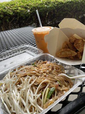 Delicious beef pad Thai, potstickers and Thai tea!