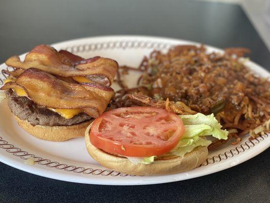 LOVE! Moi Bacon Cheeseburger with super crispy hash browns customized to a T! XOXO