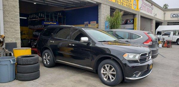 Dodge Durango with new tires!!