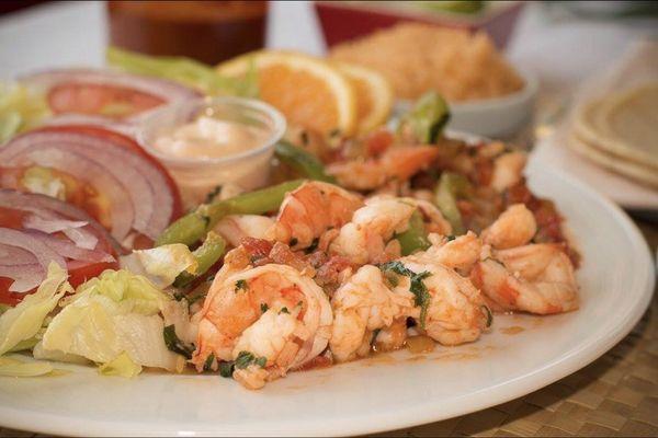 Camarones Rancheros - Ranchero Style Shrimp