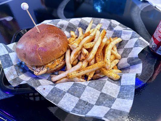 Smash mushroom burger with fries