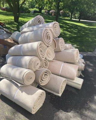 Carpet Removal & Pick Up in Barrington, IL