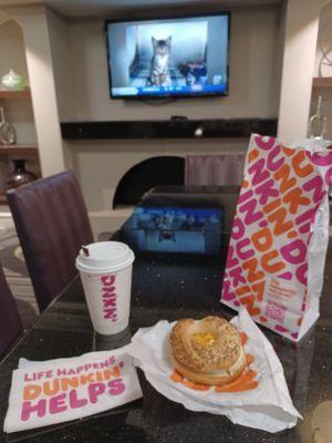 I'm having some Dunkin in my hotel lobby while my honey gently sleeps in. Happy throwback, thankful, thirsty Thursday/pre-Friday everyone!