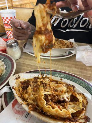 Lasagna, so cheesy! Comes with garlic bread :)