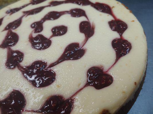 Raspberry cheesecake heart design