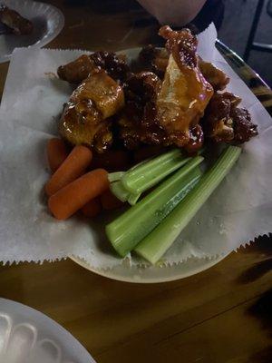 Honey hot wings