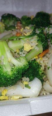 Vegetable fried rice /extra broccoli