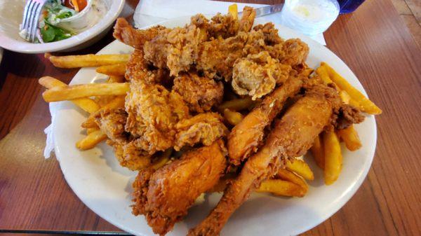 Frog legs, oysters, shrimp and fries with salad for me