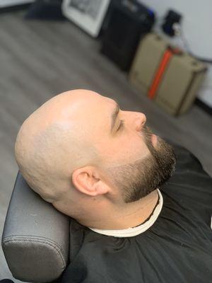 Reverse fade w/Razor lines