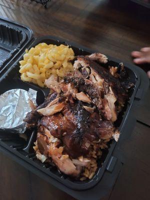 Jerk chicken, rice and Krackin mac