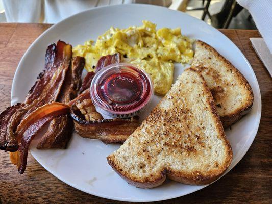 Mammoth row breakfast