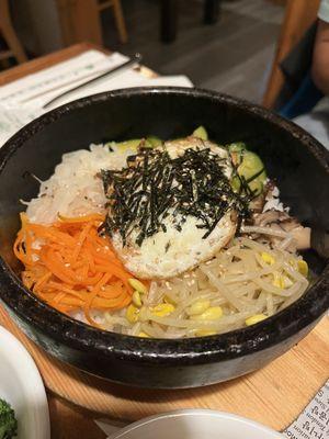 stone pot mixed rice (dolsot bibimbap)