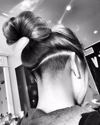 Undercut and taper on this lovely lady on our WOMAN CRUSH WEDNESDAYS