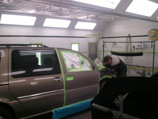 STATE OF THE ART, ECO FRIENDLY SPRAY BOOTH