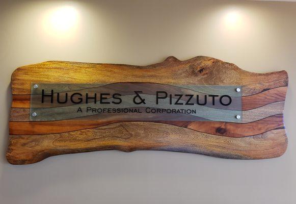 Hughes & Pizzuto Logo