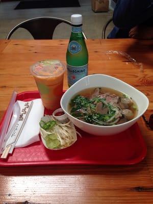 Delicious soup and Thai iced tea.