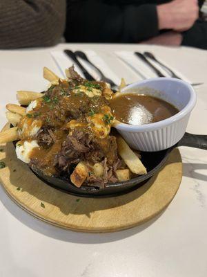 Shredded short rib poutine