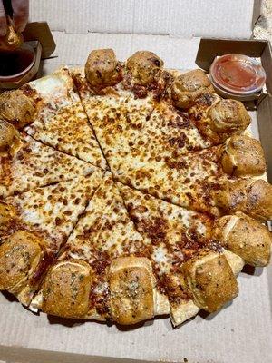 Stuffed garlic knot pizza