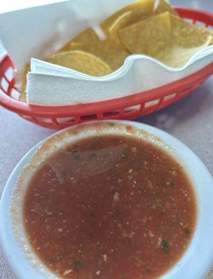 Complimentary chip sand salsa