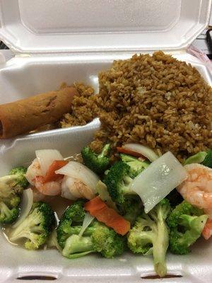 Shrimp and broccoli lunch.