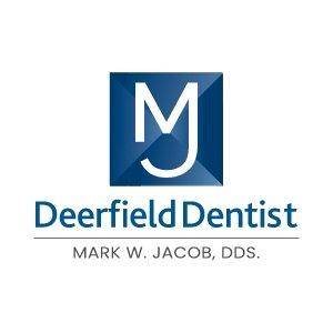 Deerfield Dentist Logo