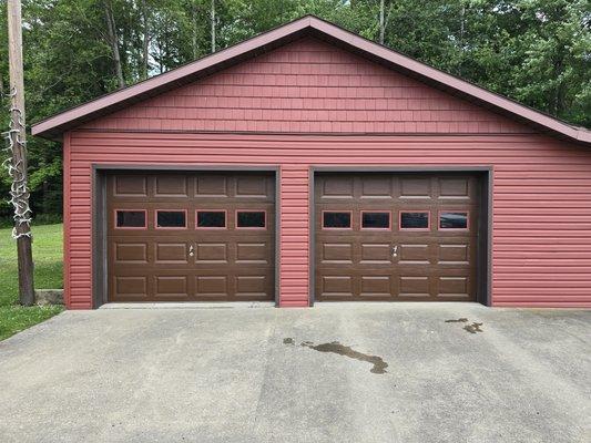 Garage and house exterior painting services