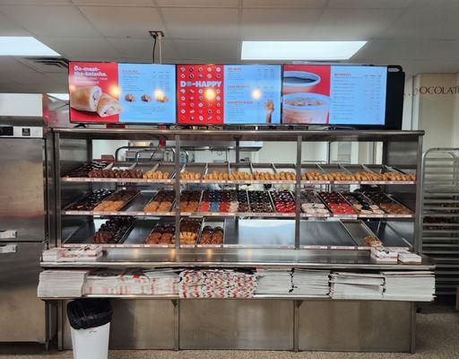 The beauty of the full donut display!