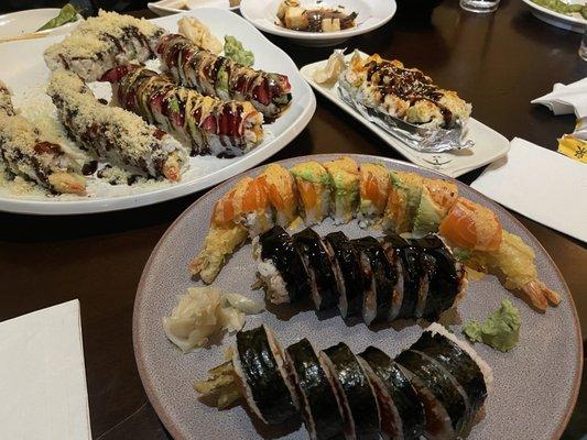 Many specialty rolls