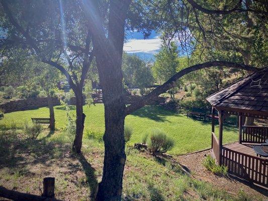 Gazebo/Courtyard