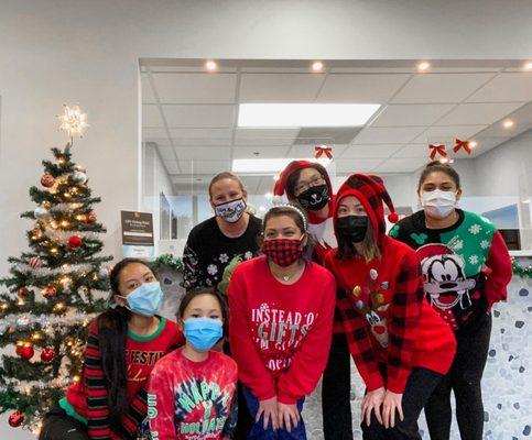 Ugly Christmas Sweater Day  Felt festive, might delete later  #uglychristmassweater #christmasdecor #teamworkmakesthedreamwor­k