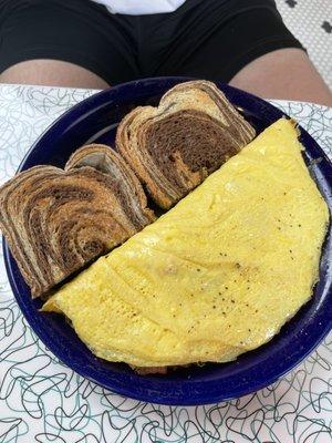 Western omelet w rye bread