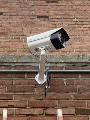 Security camera for license plates