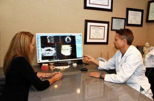 Best Periodontist in Tampa. Highly skilled and knowledgeable, he uses state-of-the art technology. Would recommend if you have dental needs!