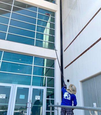 Window Cleaning with our Deionized Water-fed Pole Cleaning System @ CSUF