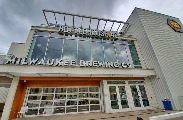 Milwaukee Brewing Company