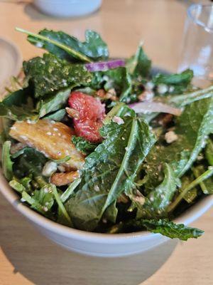 Lunch special - Beets and Berries salad