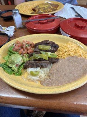 Lunch beef fajitas