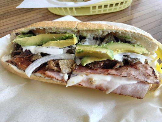 El Portuguese with Milanesa and black beans.