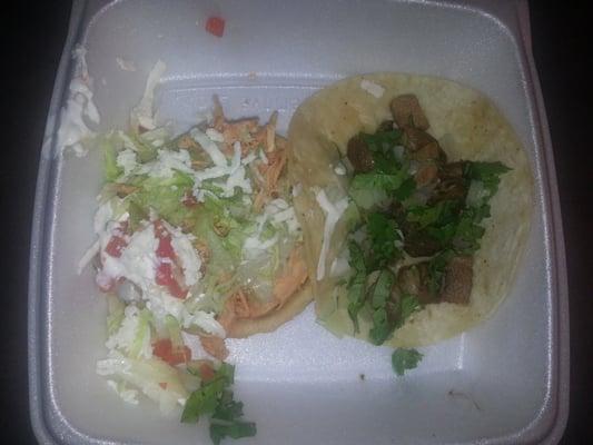 Taco de Carinitas y Sopes de Pollo