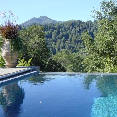 Infinity edge pool and Mt Tam view Ross, CA