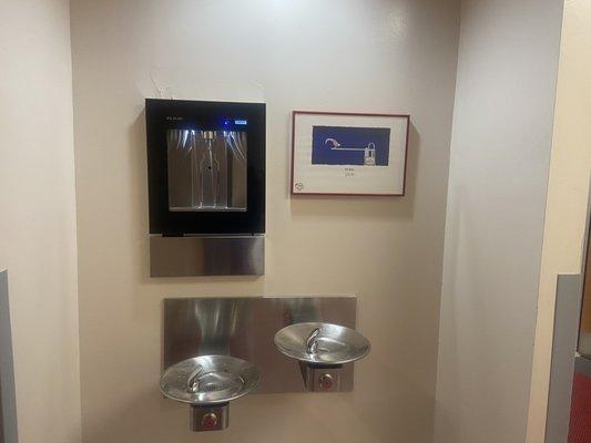 Bottle filling station installation