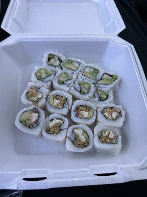 V2. Veggie Roll fried tofu and avocado roll