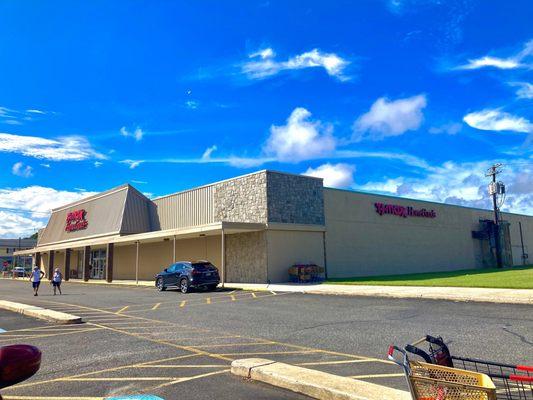 TJ Maxx, Cape May Courthouse -- storefront