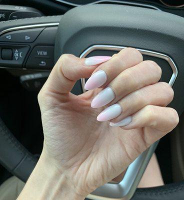 Ombré dip (powder) nails