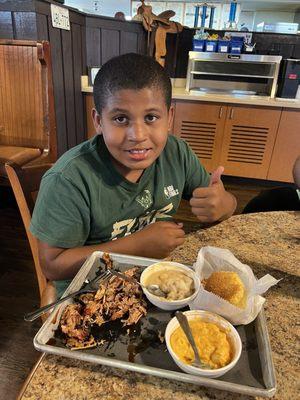 Pulled pork platter