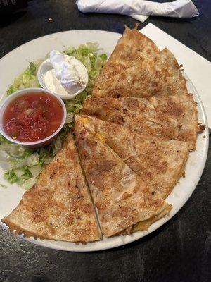 Awesome chicken quesadilla!! Wonderful drinks and very friendly staff. I'm lucky to live so close to this little diamond in the rough.